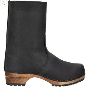 Sanita Risotto oiled leather Clog boots in Black